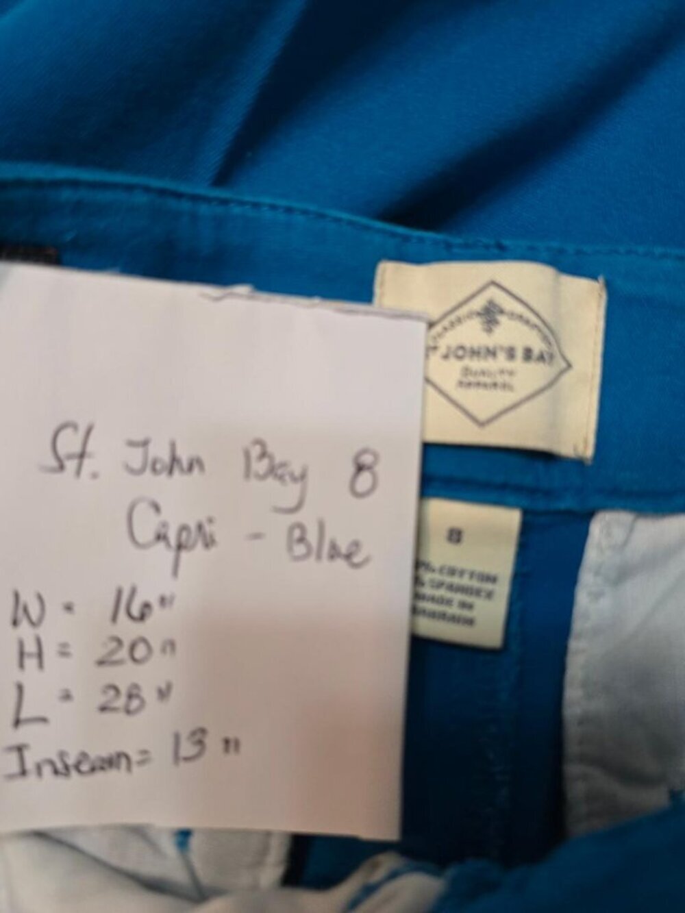 8 St Johns Bay Capri Pants Women's Turquoise Dream Mid Rise Rinse View 4